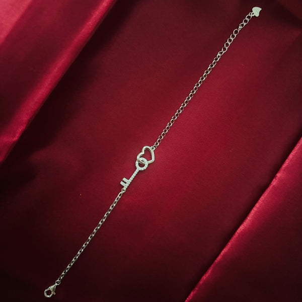 Silver Heart & Key Zirconia Bracelet – Unlock Love