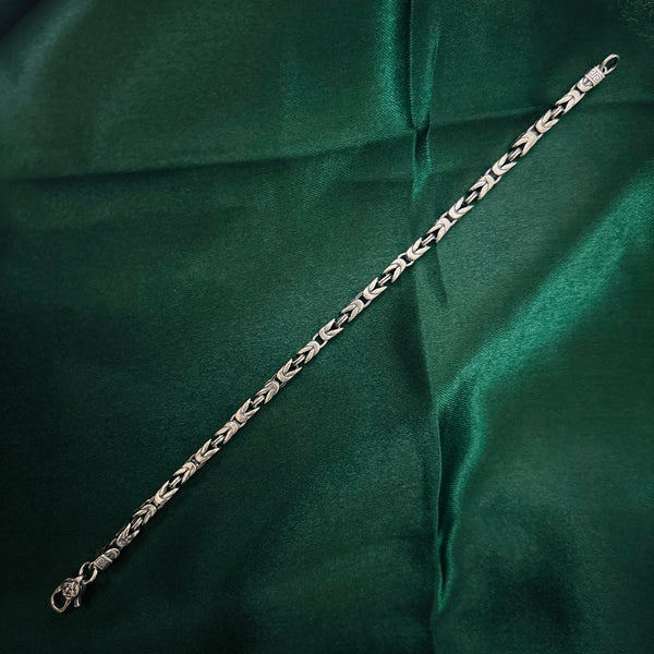 Bold Oxidized Leaf Link Bracelet