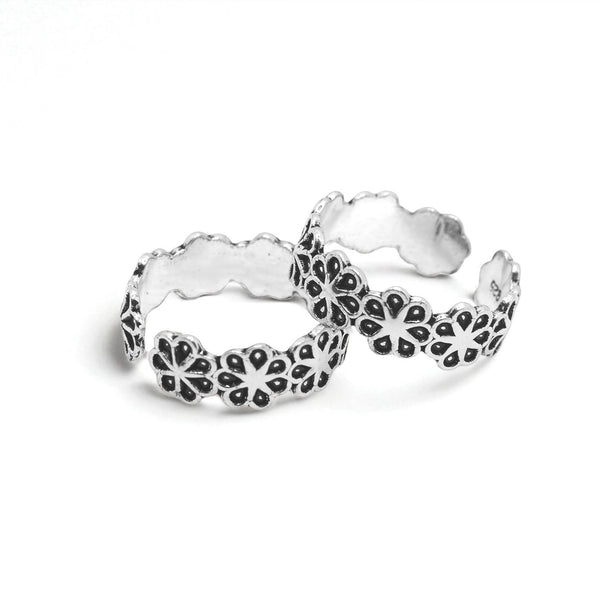 Oxidised Silver Floral Toe Rings – Blooming Beauty