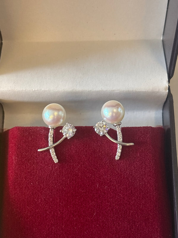 Pearl & Zircon Ear Climber