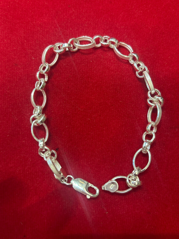 Textured Link Chain Bracelet